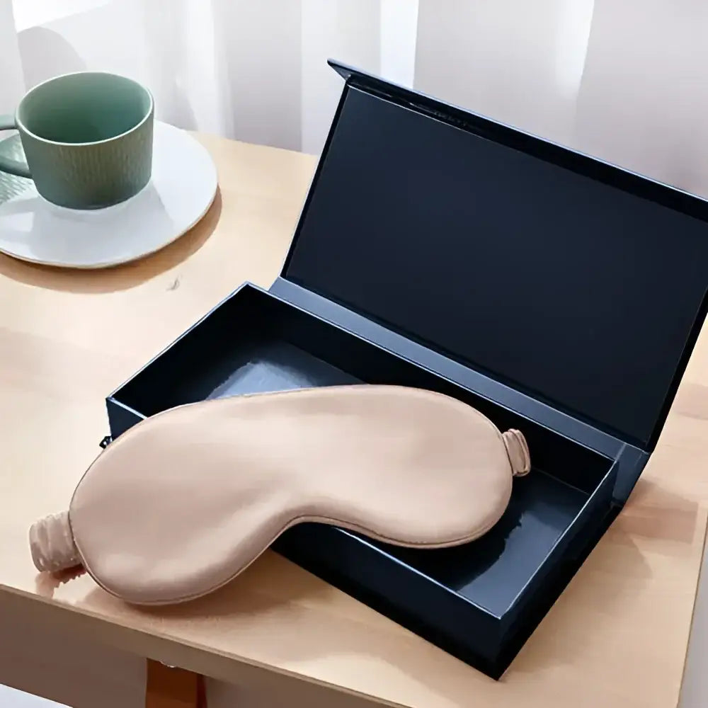 Sleep mask made of 100% mulberry silk