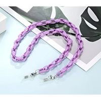 Helle lilafarbene Kunststoffbrillenkette als Halskette Halter für Brille