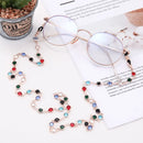 Runde Brille mit buntem Perlen-Gliedermailandenkette auf Produkt Brillenkette halter für Brillen bunte Rose