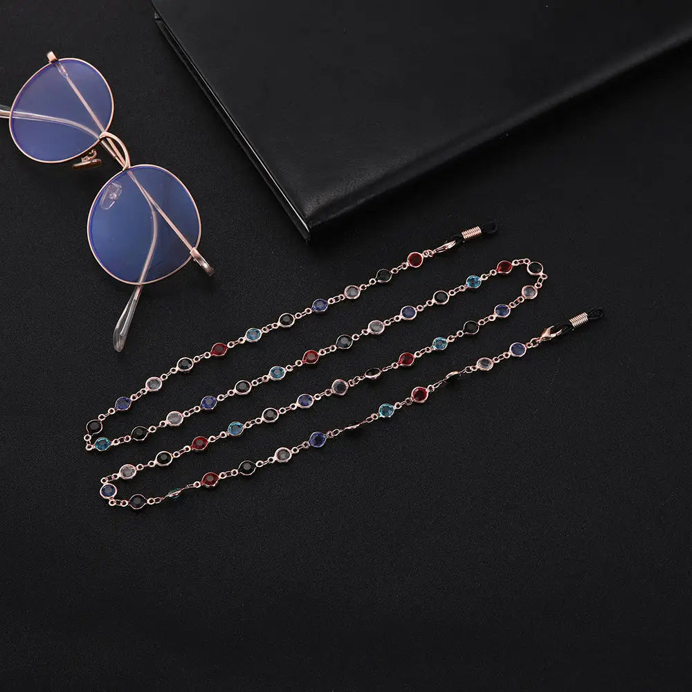 Bunte Perlenbrillenkette für Halterbrille, modisches Accessoire in Rosefarben