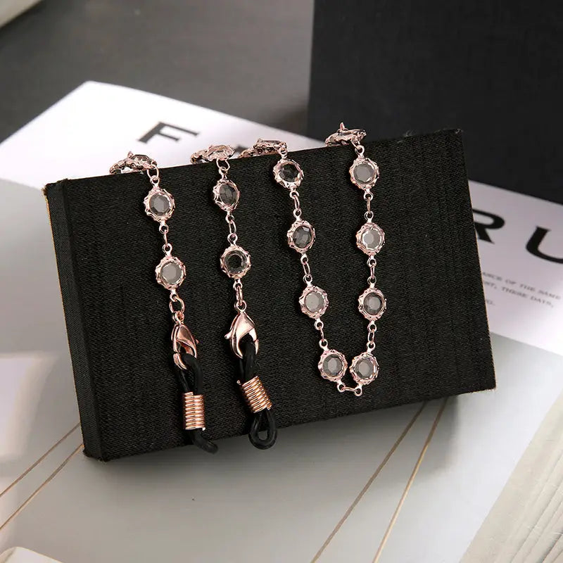 Porte-lunettes chaîne pour lunettes rose
