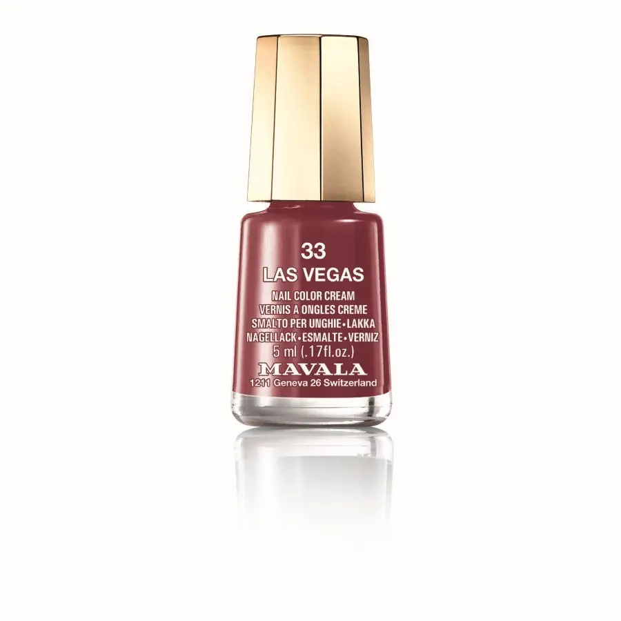 Burgundy Nagellackflasche Mini Color Mavala Nagellack auf weißem Hintergrund
