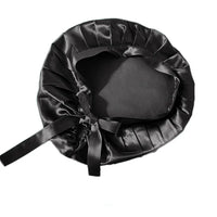 Schwarze Satin-Hauben mit Bändern und Zugband für sicheren Sitz
