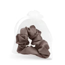 Braunes Satin-Kopfbändchen für stylische Haare im Produkt Seiden-Scrunchie Lila