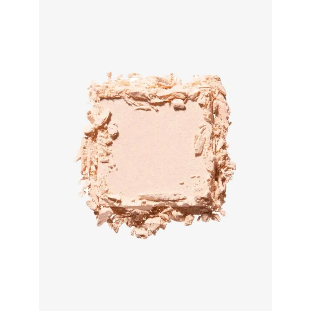 Quadrat aus zerdrücktem beigem Puder im Shiseido InnerGlow CheekPowder # 01 Inner Light